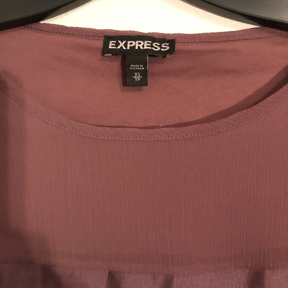Express Ruffle Sleeve Blouse - Picture 3 of 4